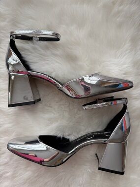 New! Jessica Simpson Silver Metallic Ankle-Strap Block Heels
